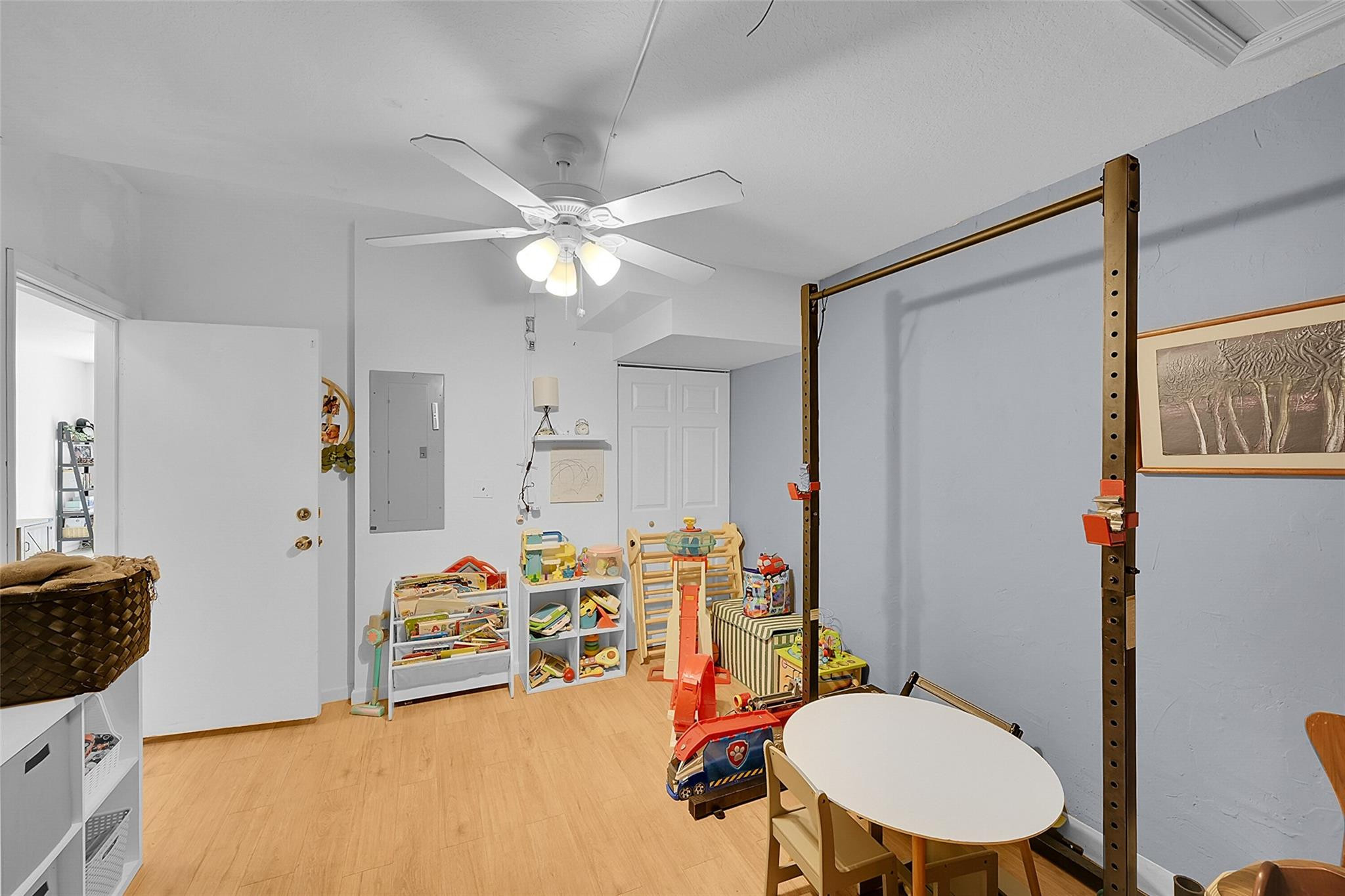 108 Baldwin Blvd