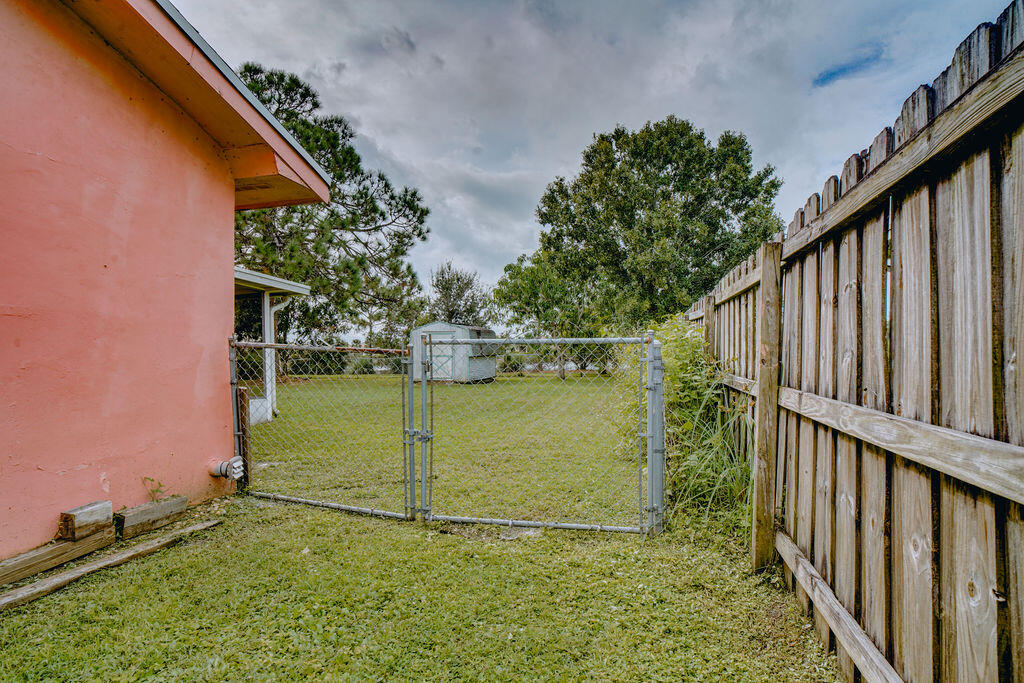 2320 SE Harrington Avenue