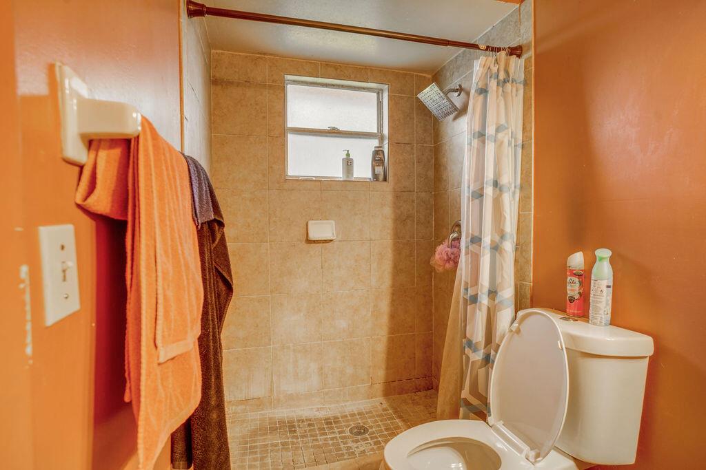 2320 SE Harrington Avenue