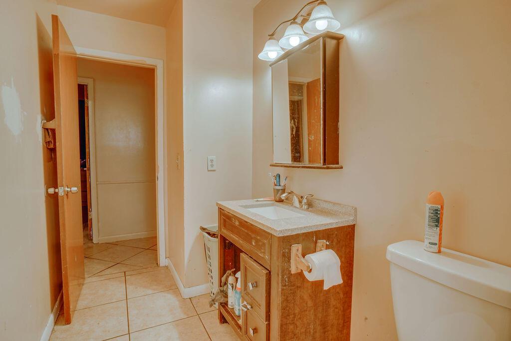 2320 SE Harrington Avenue