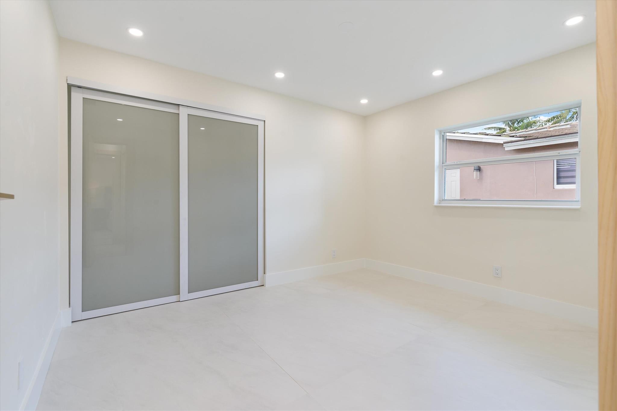 1541 NW 10th Street