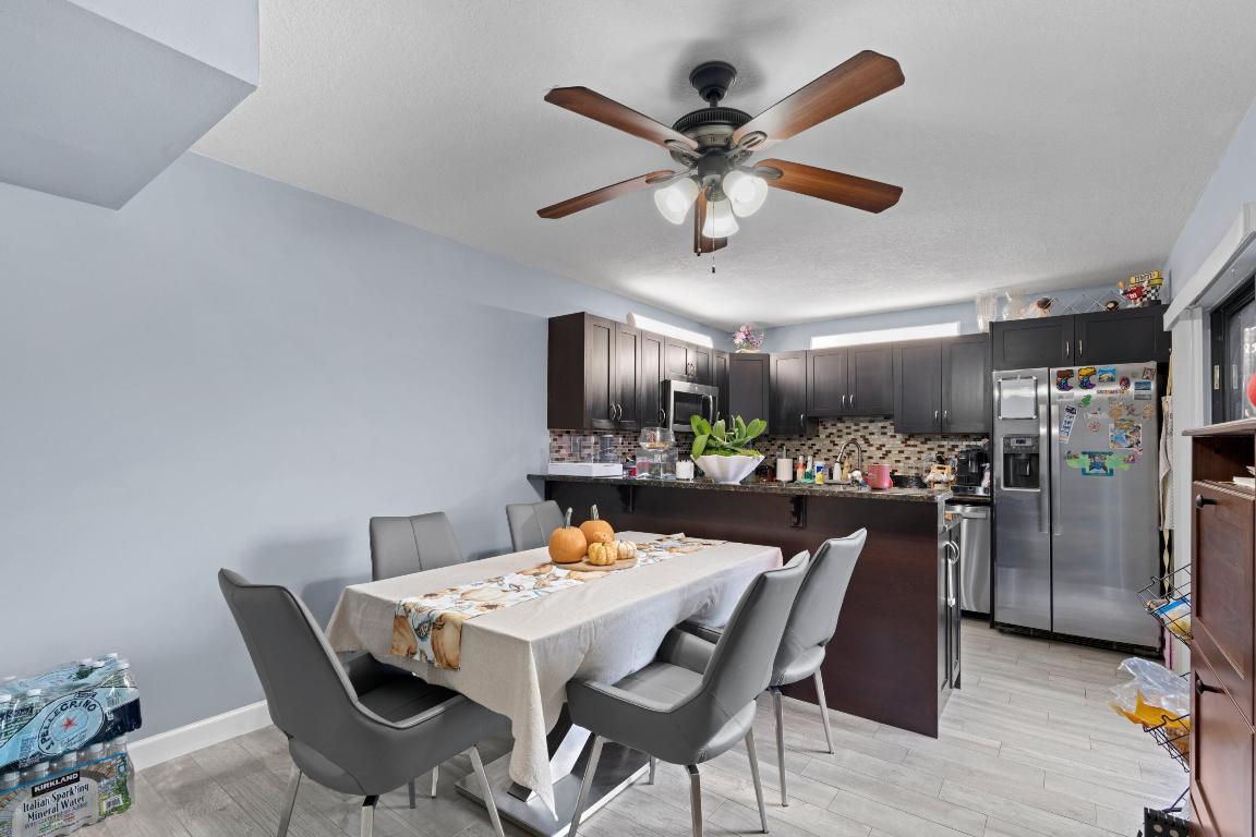 2140 White Pine Circle Unit: B