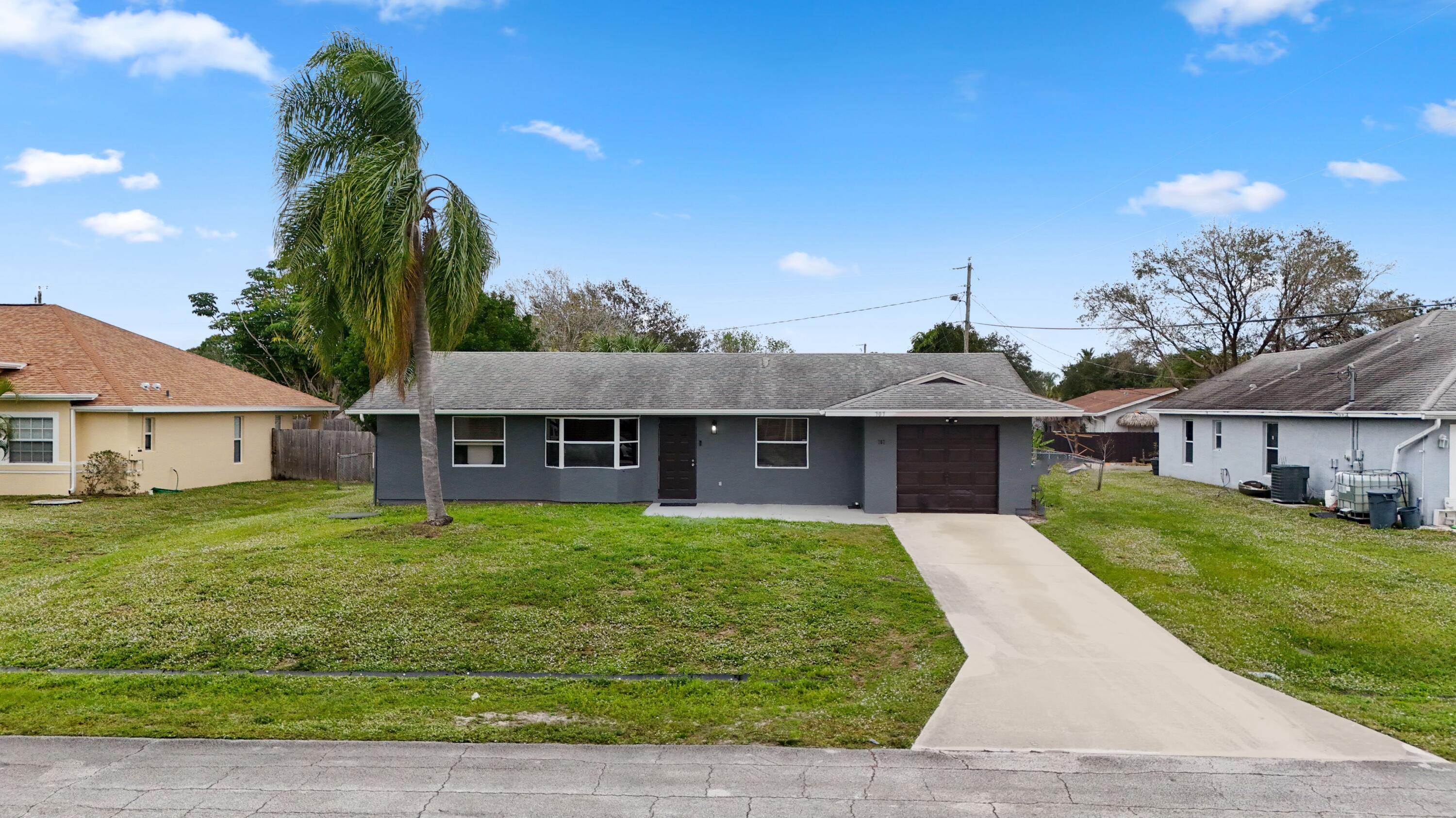 707 SW Ancona Road