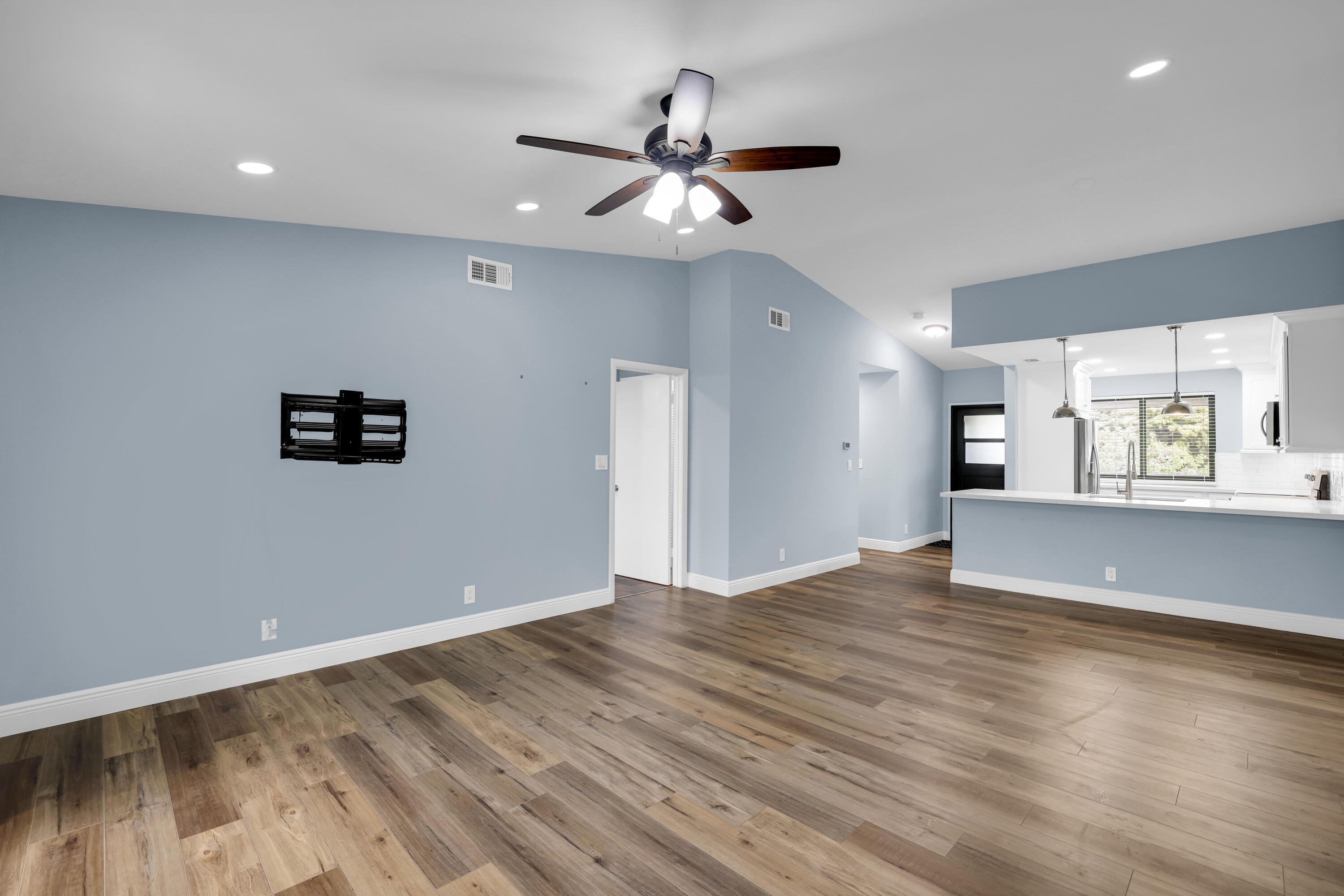 2840 Casa Way Unit: 202