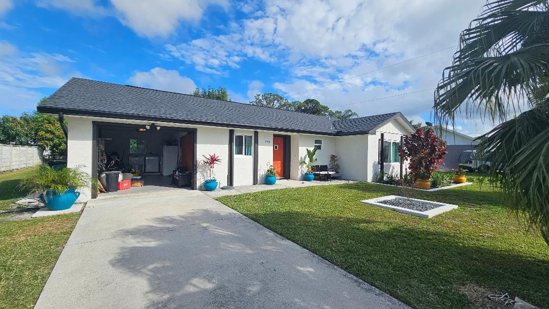 793 SW Dorchester Street