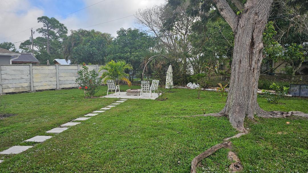 793 SW Dorchester Street