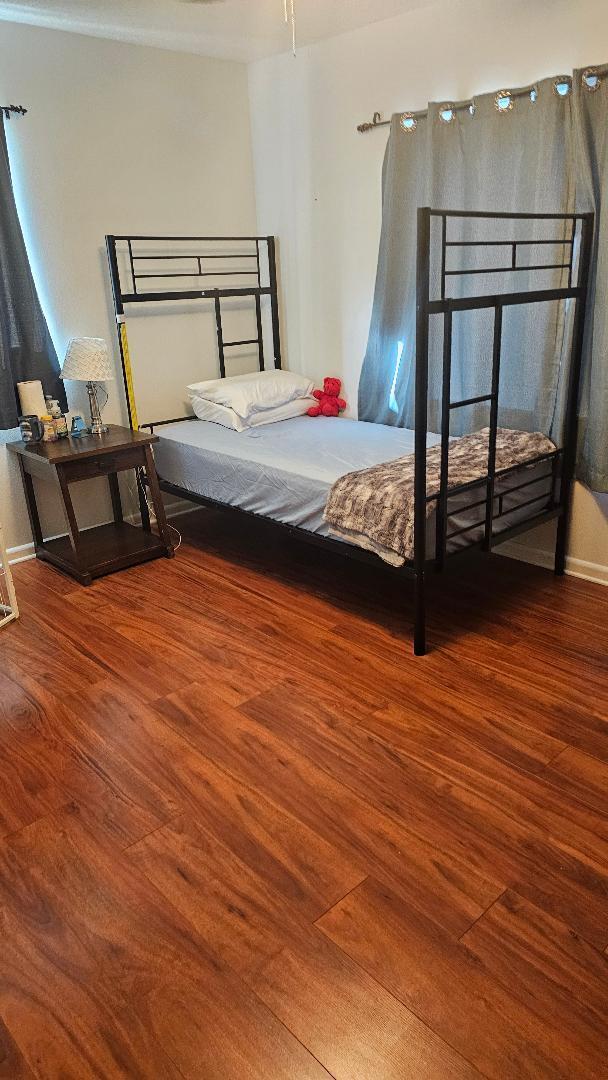 793 SW Dorchester Street