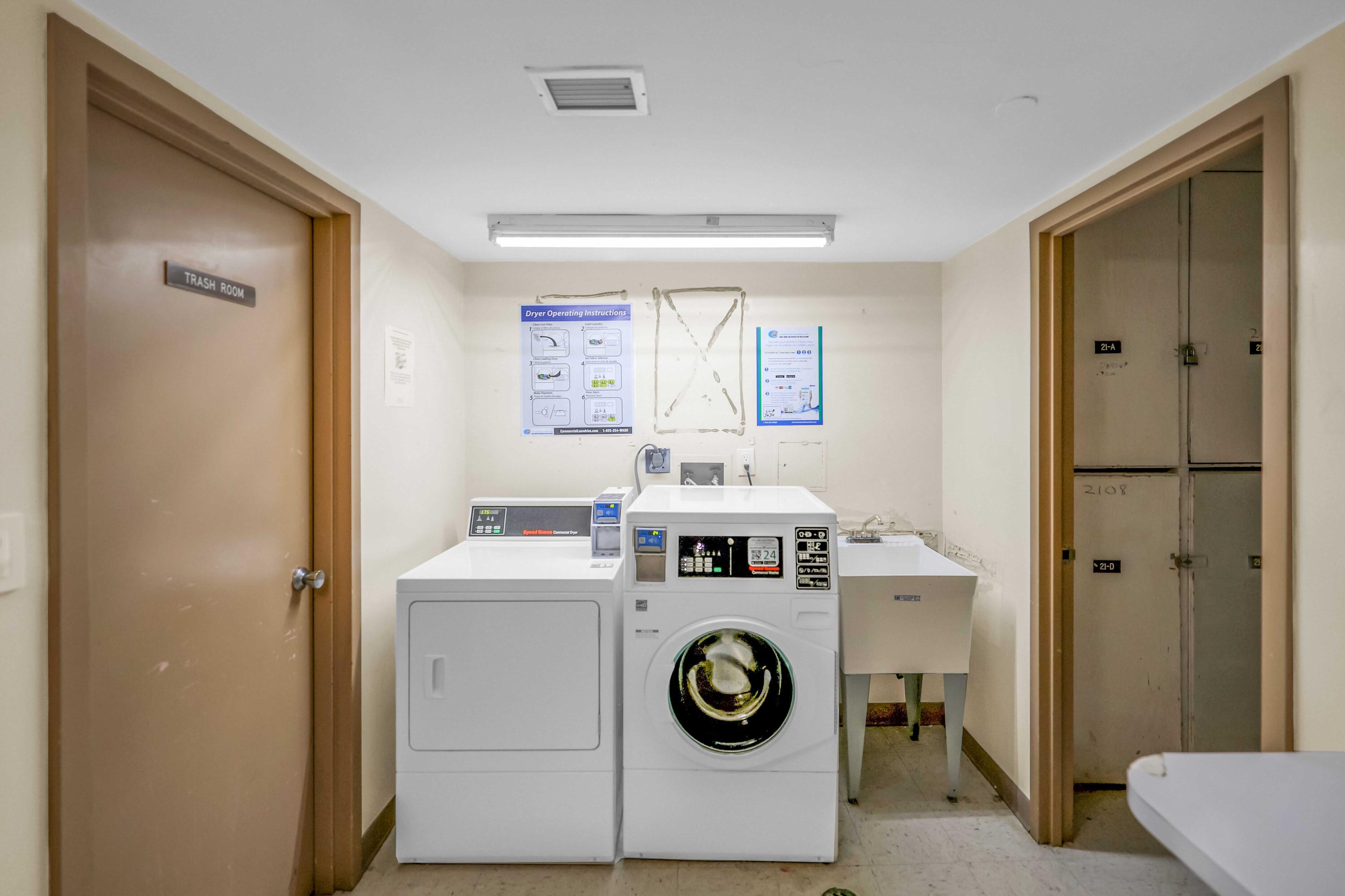 20335 W Country Club Drive Unit: 2107