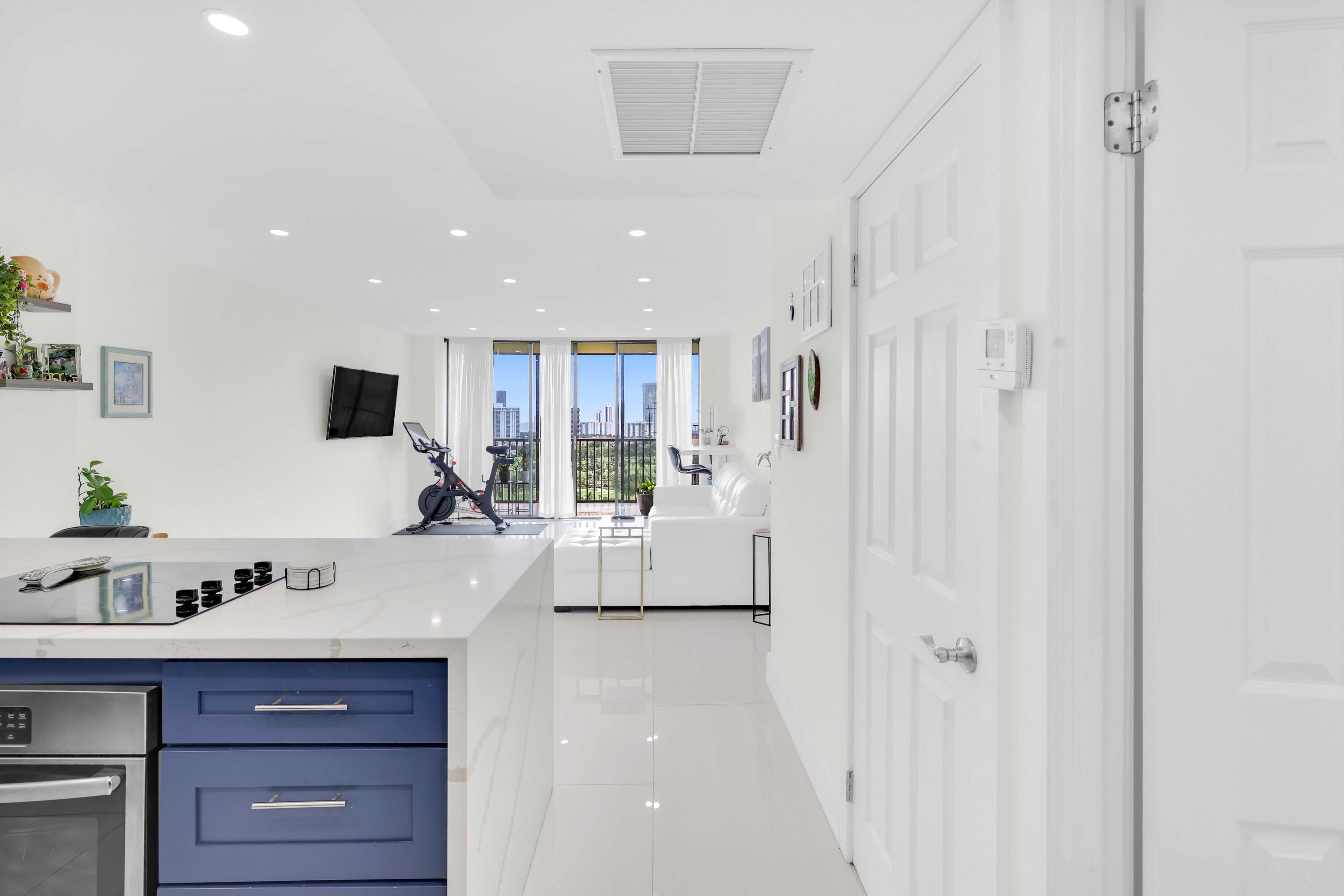 20335 W Country Club Drive Unit: 2107