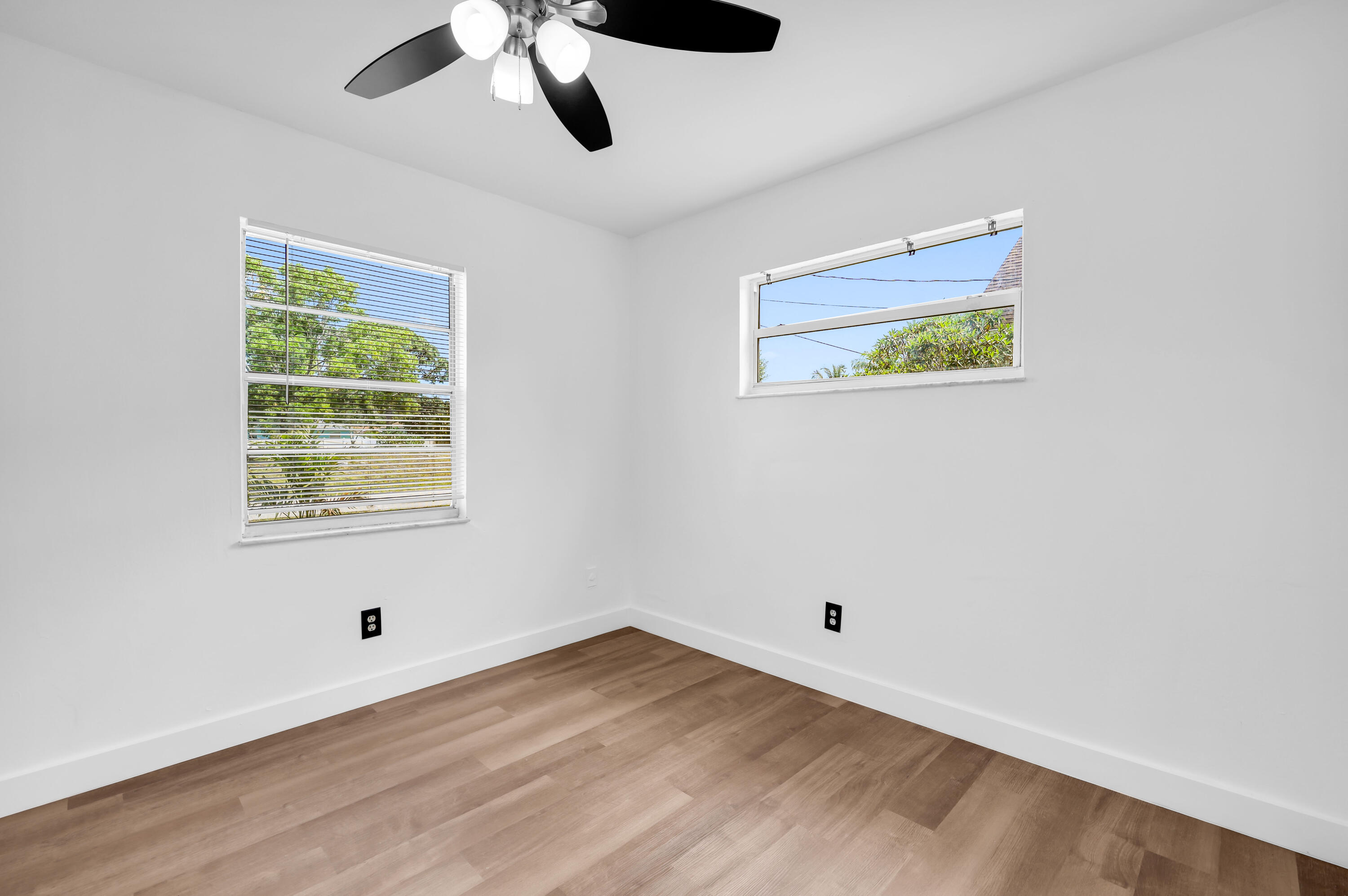 2320 SE Harrington Avenue