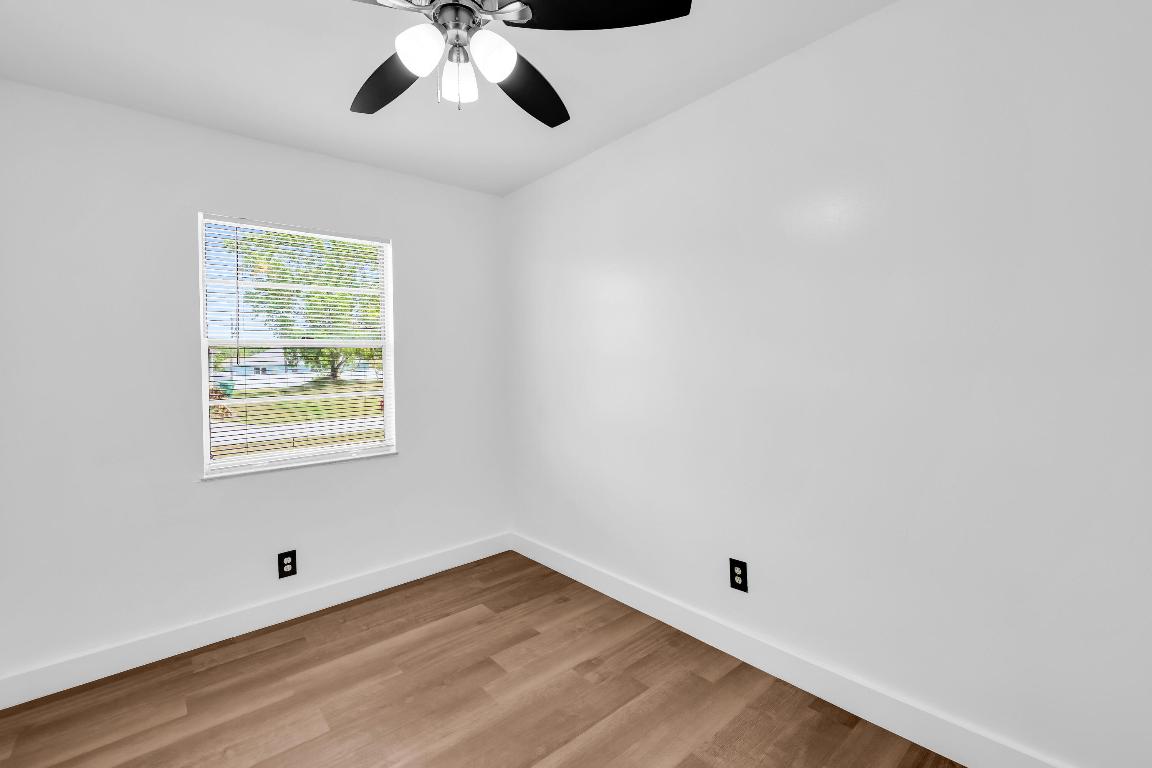 2320 SE Harrington Avenue