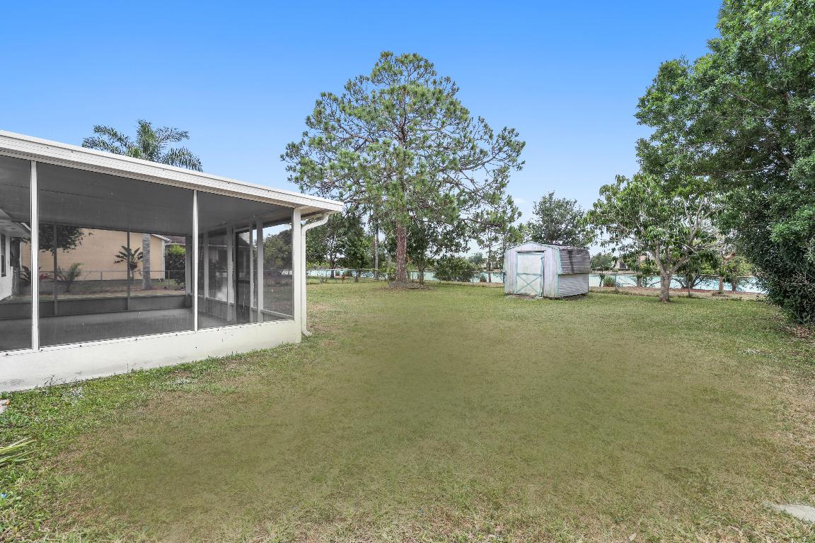 2320 SE Harrington Avenue