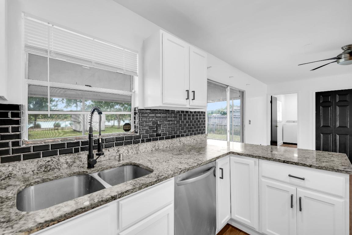 2320 SE Harrington Avenue