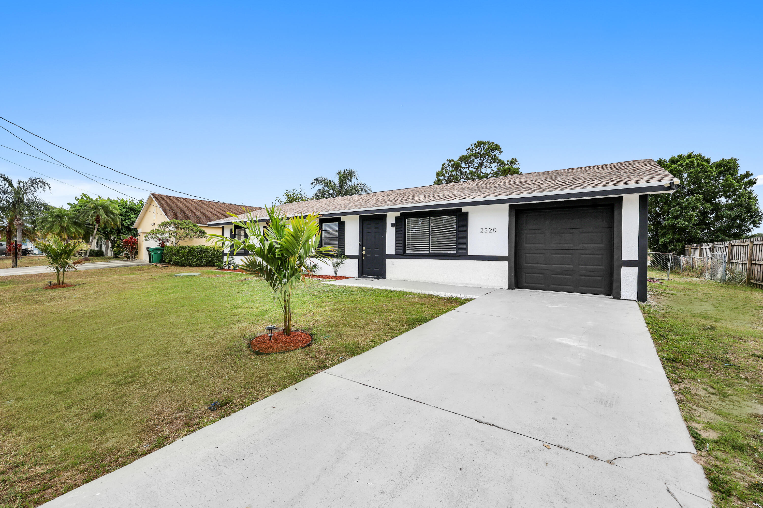 2320 SE Harrington Avenue