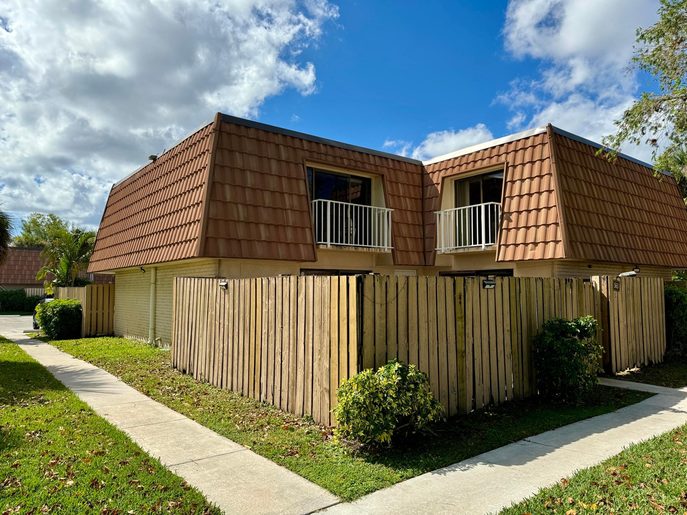 563 Green Springs Place