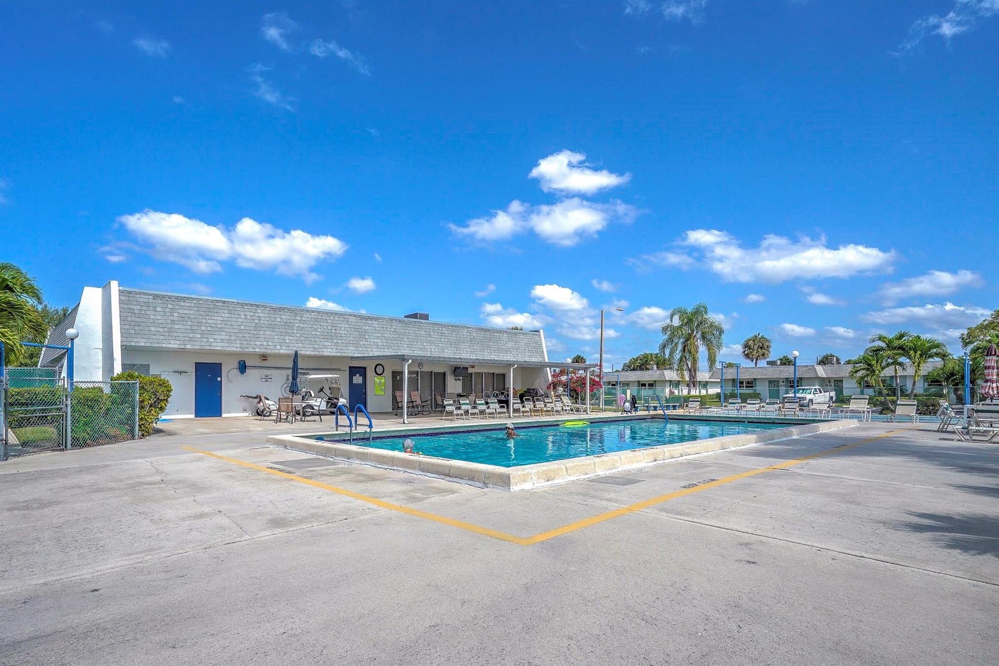 2638 Gately Drive E 14