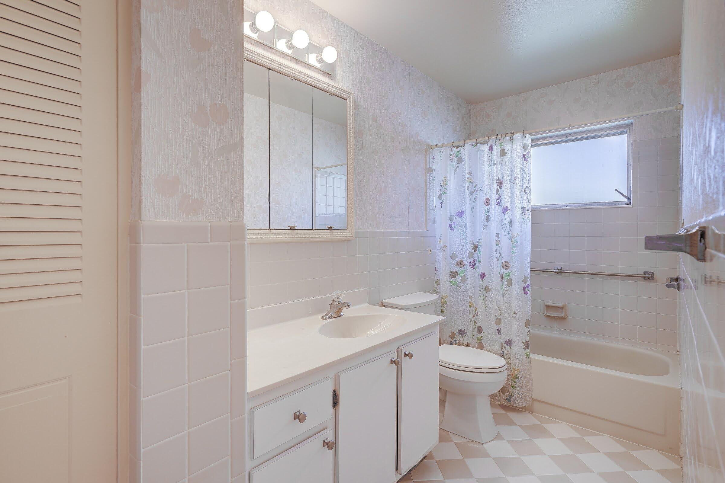 2638 Gately Drive E 14