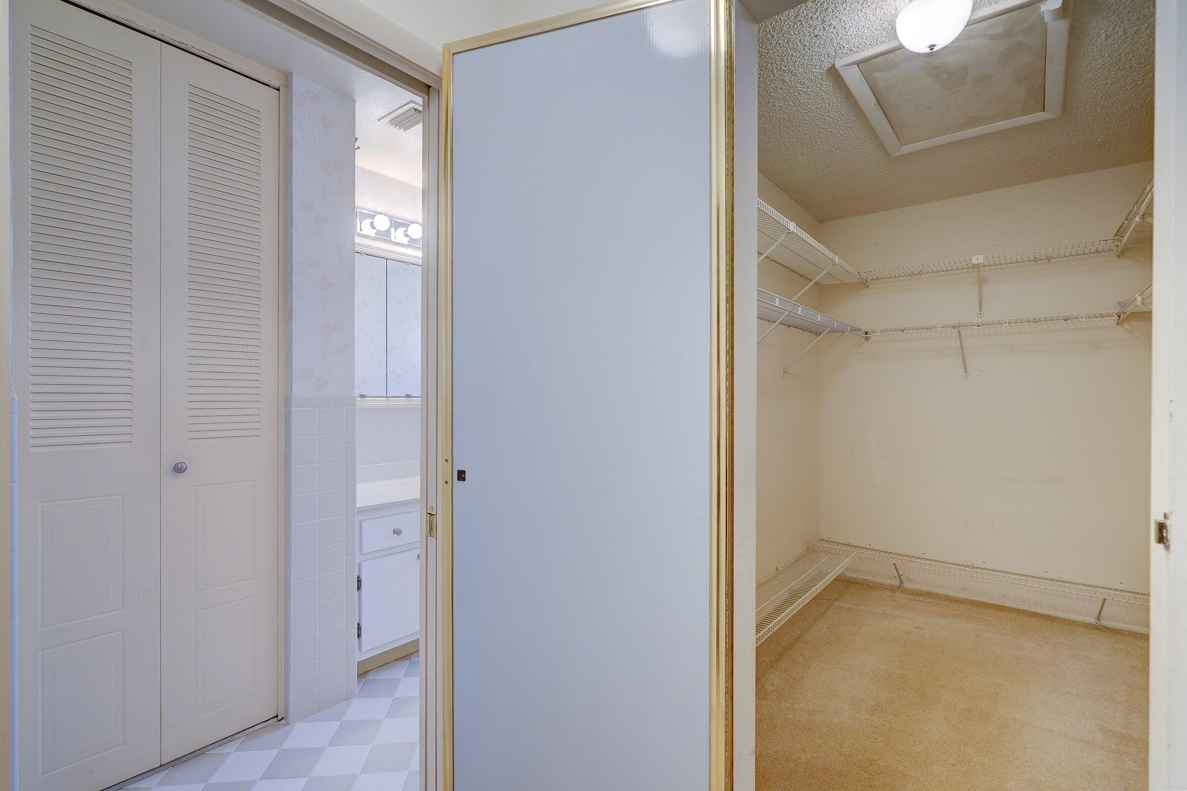 2638 Gately Drive E 14