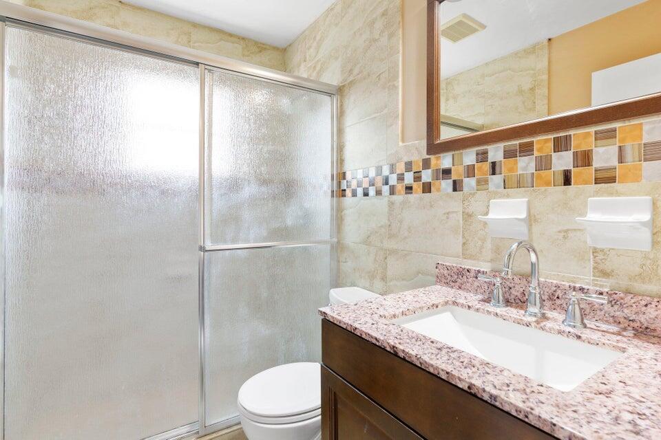 3740 Mil Lake Circle