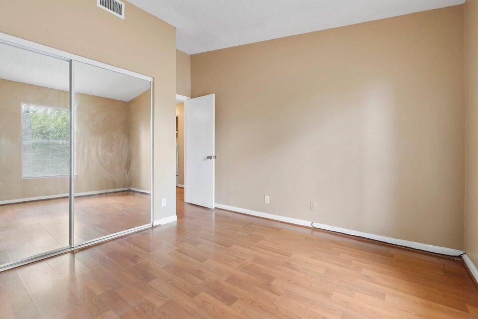 3740 Mil Lake Circle