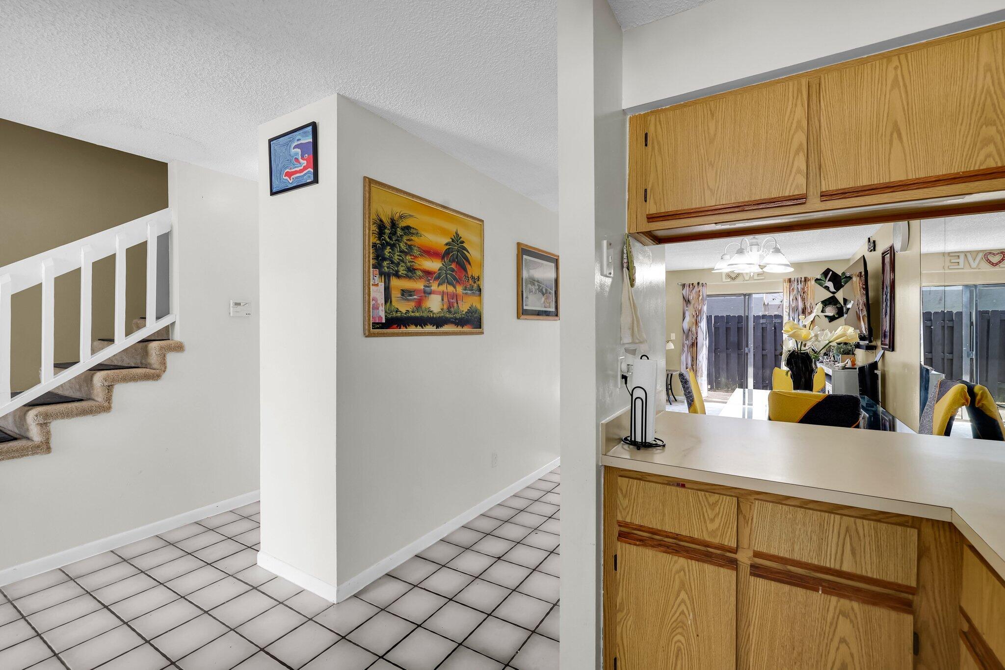 3807 Inlet Circle