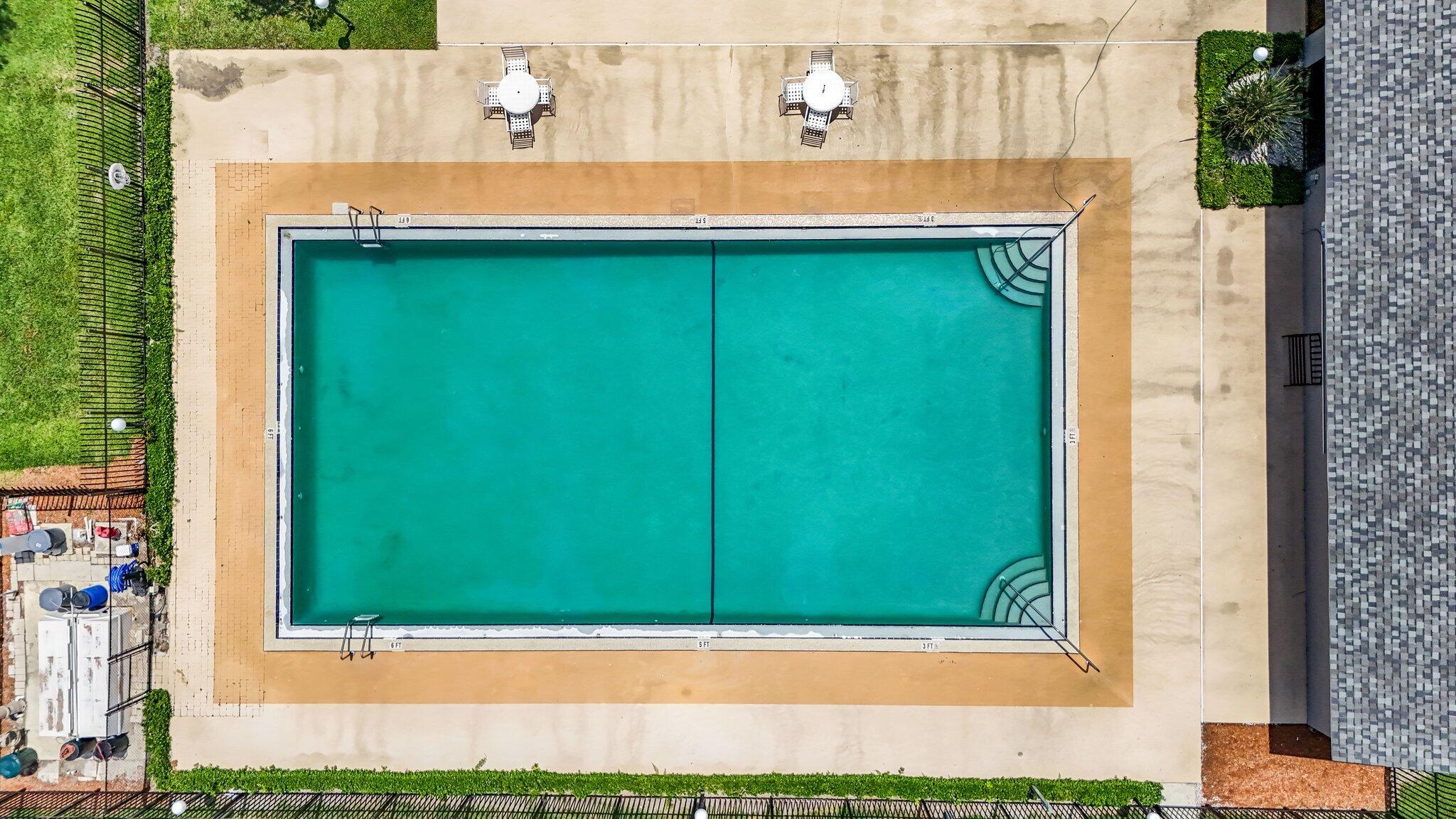 3807 Inlet Circle