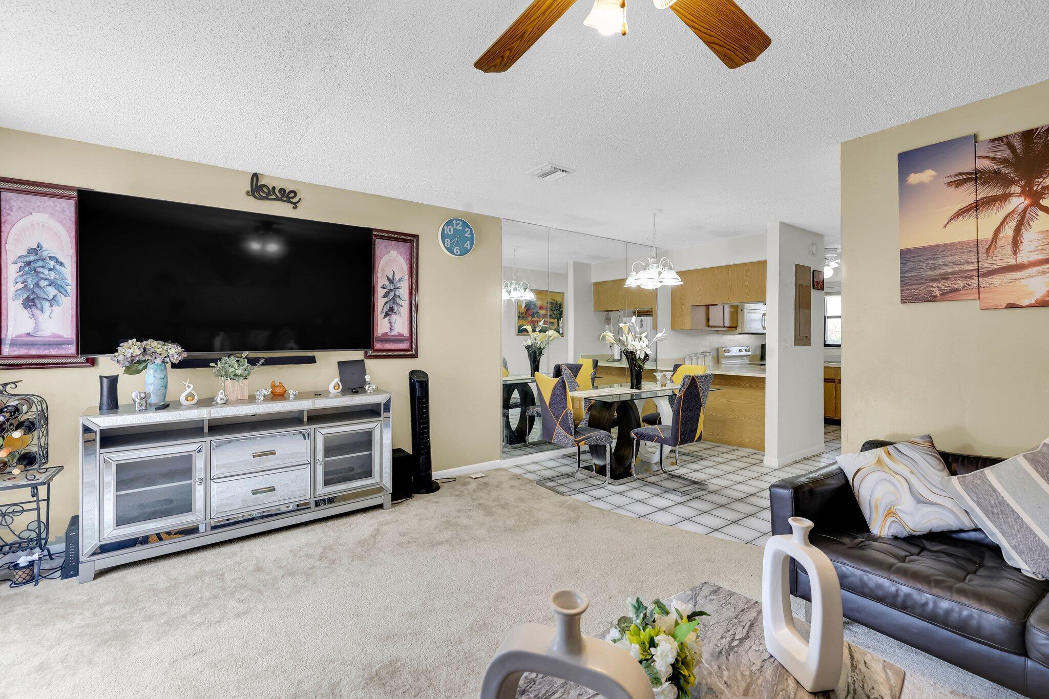 3807 Inlet Circle