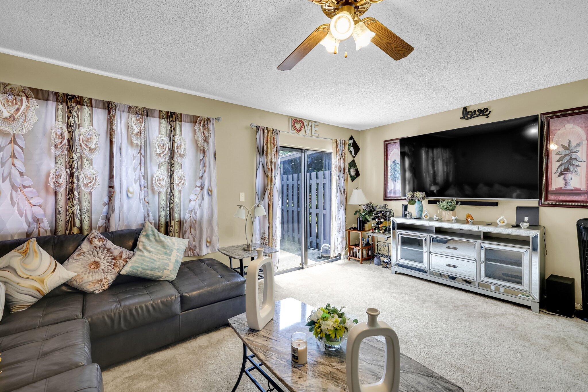 3807 Inlet Circle