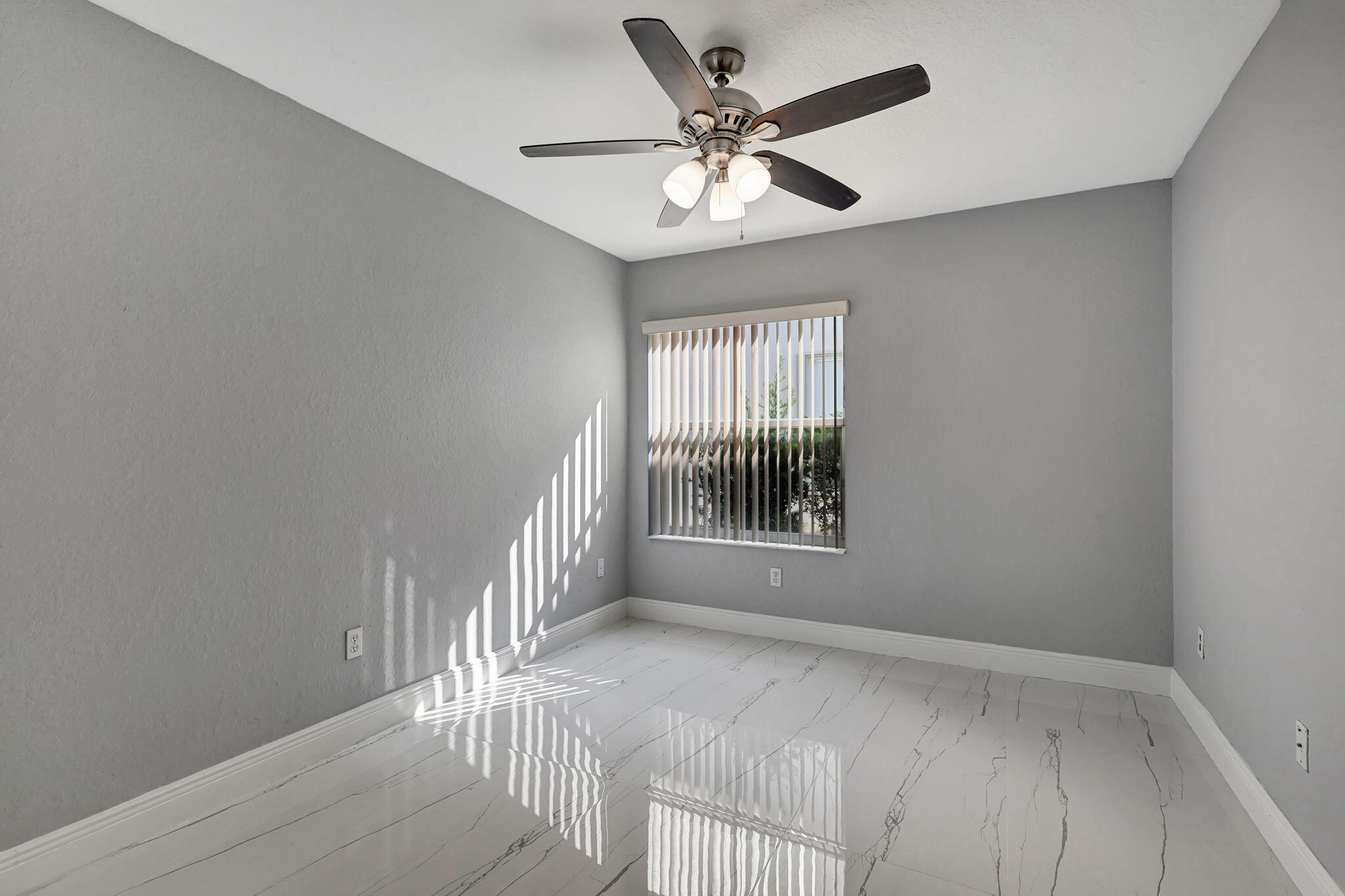 4190 Bahia Isle Circle