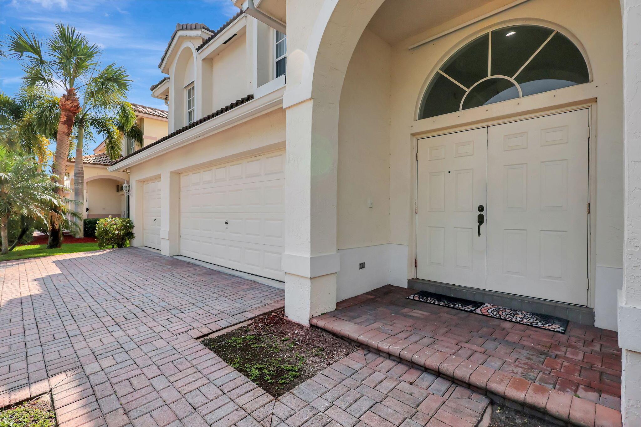 4190 Bahia Isle Circle