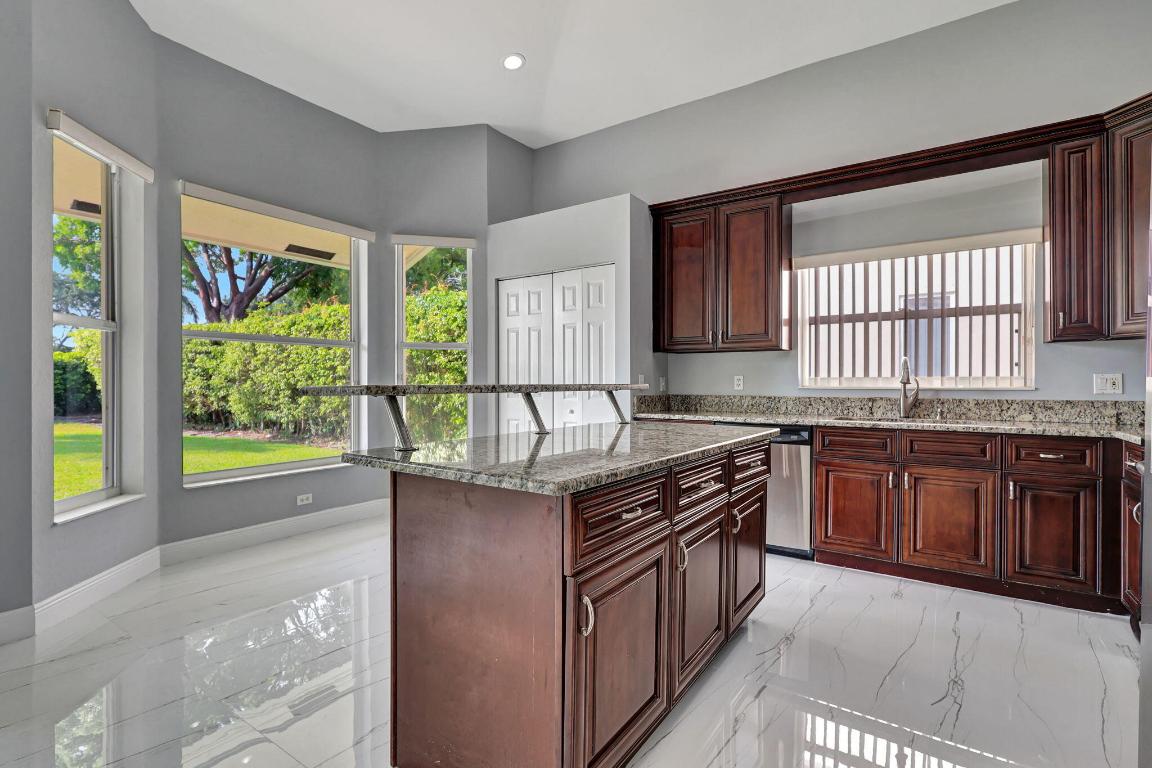 4190 Bahia Isle Circle