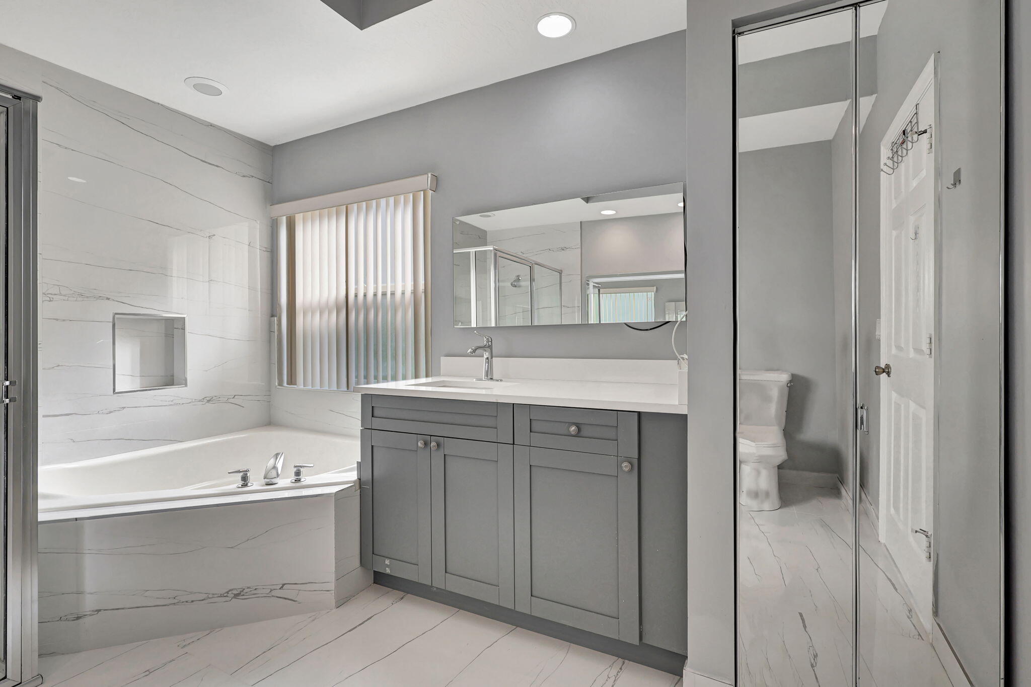 4190 Bahia Isle Circle