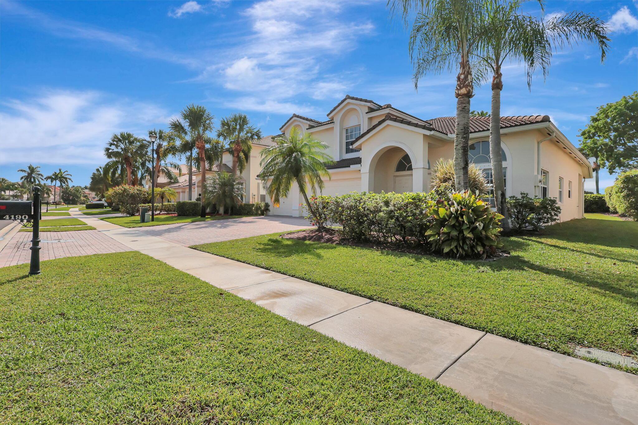 4190 Bahia Isle Circle