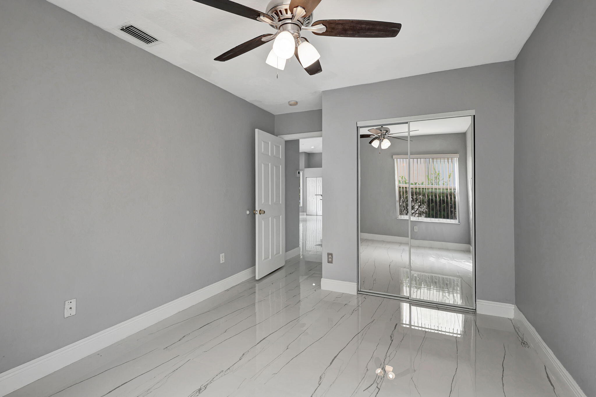 4190 Bahia Isle Circle