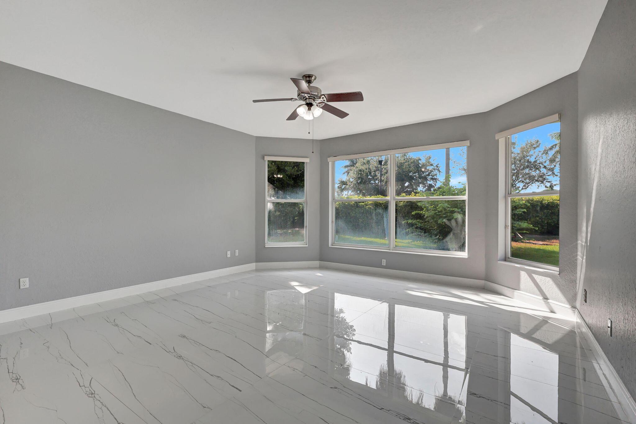 4190 Bahia Isle Circle