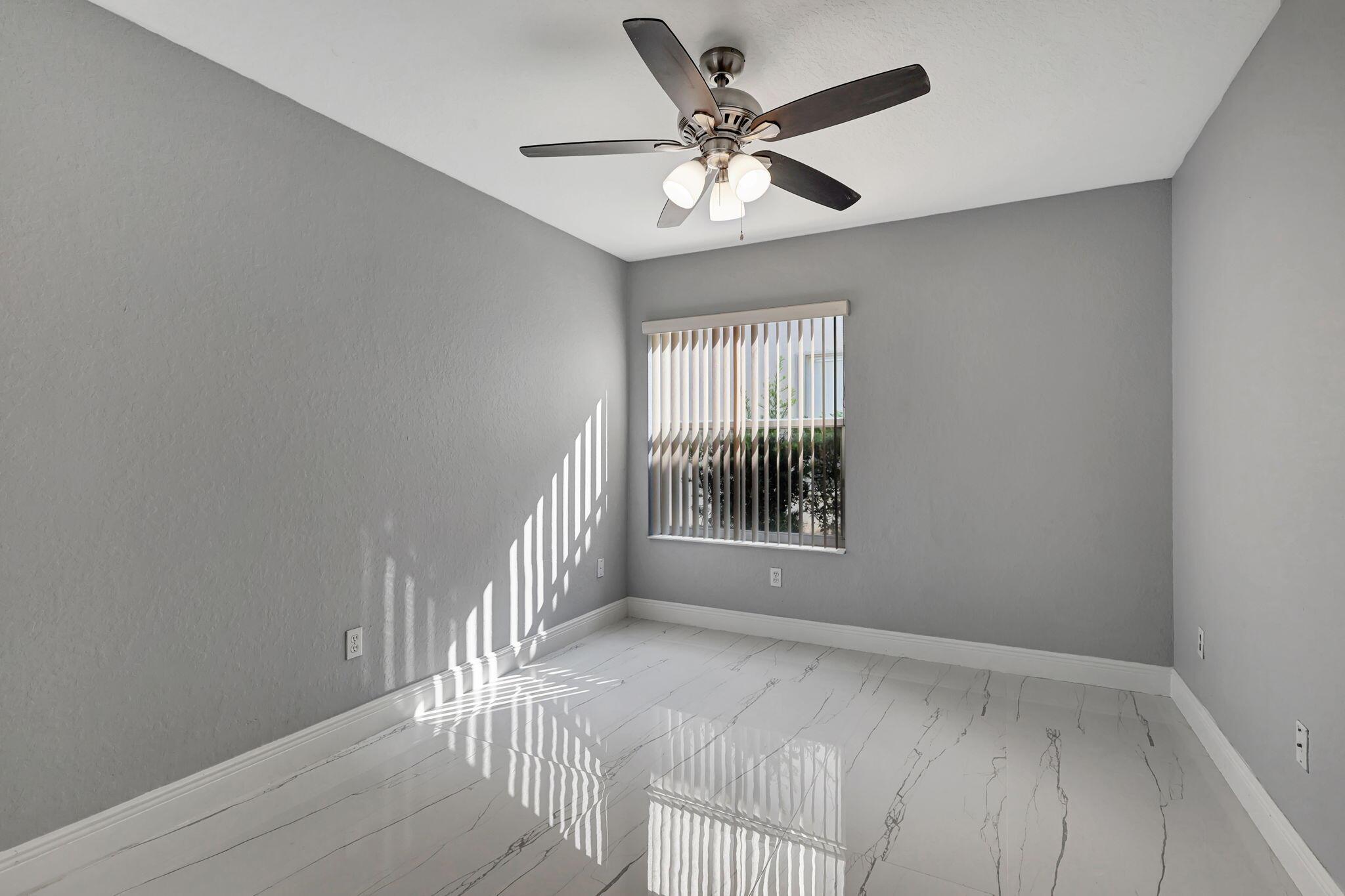 4190 Bahia Isle Circle