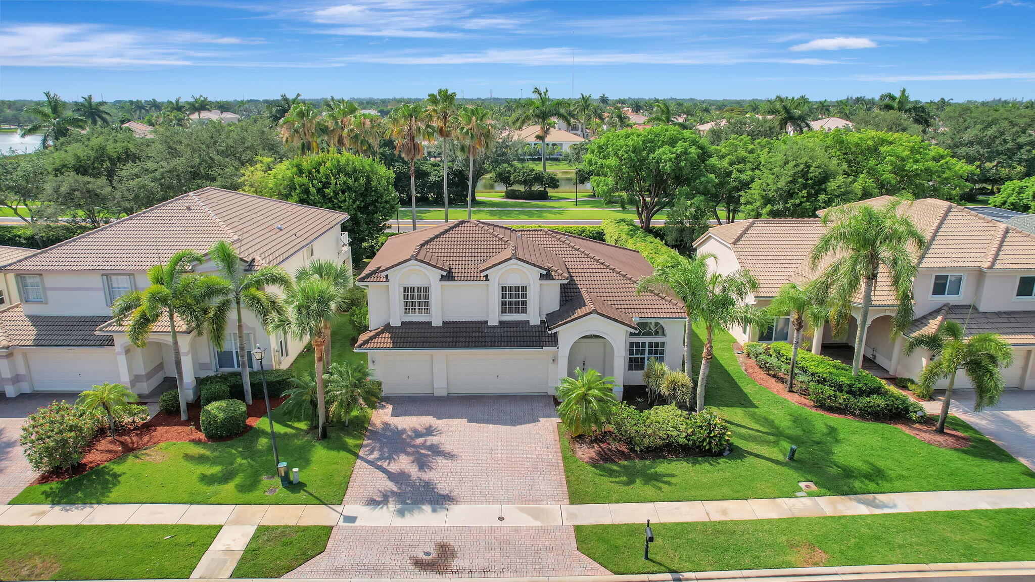 4190 Bahia Isle Circle