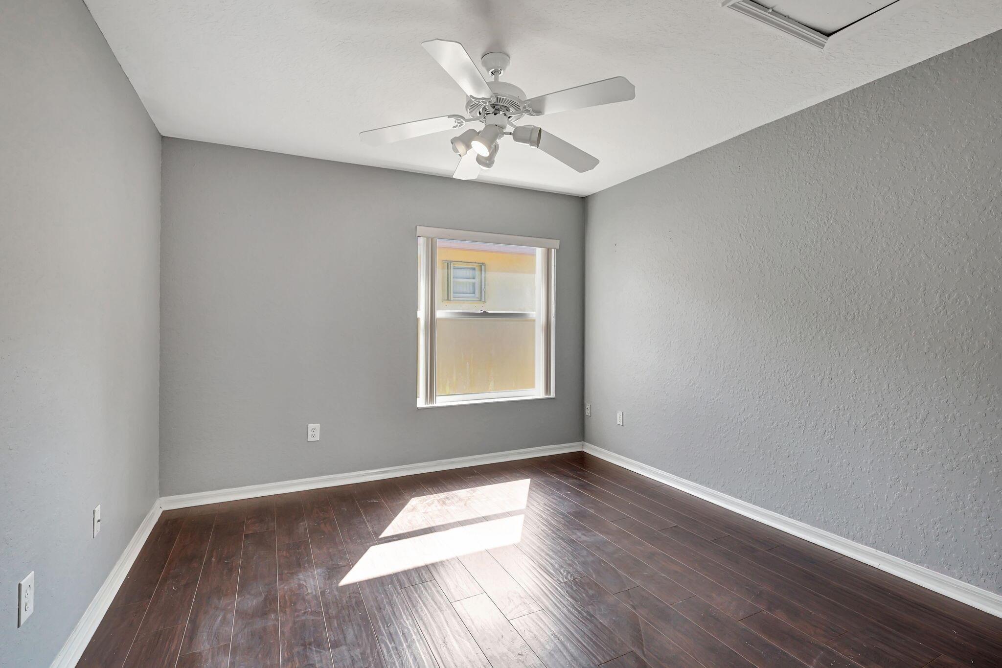 4190 Bahia Isle Circle