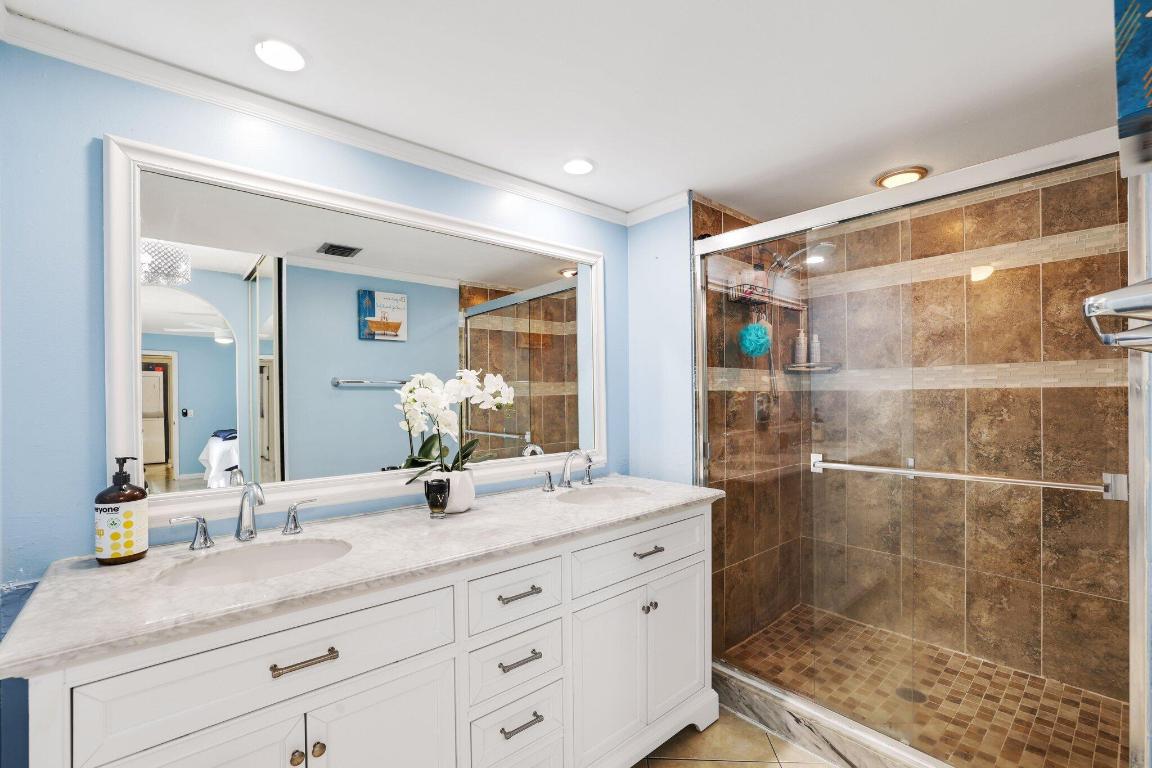 1202 12th Lane Lane 1202