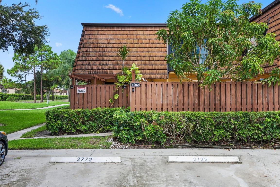 1202 12th Lane Lane 1202