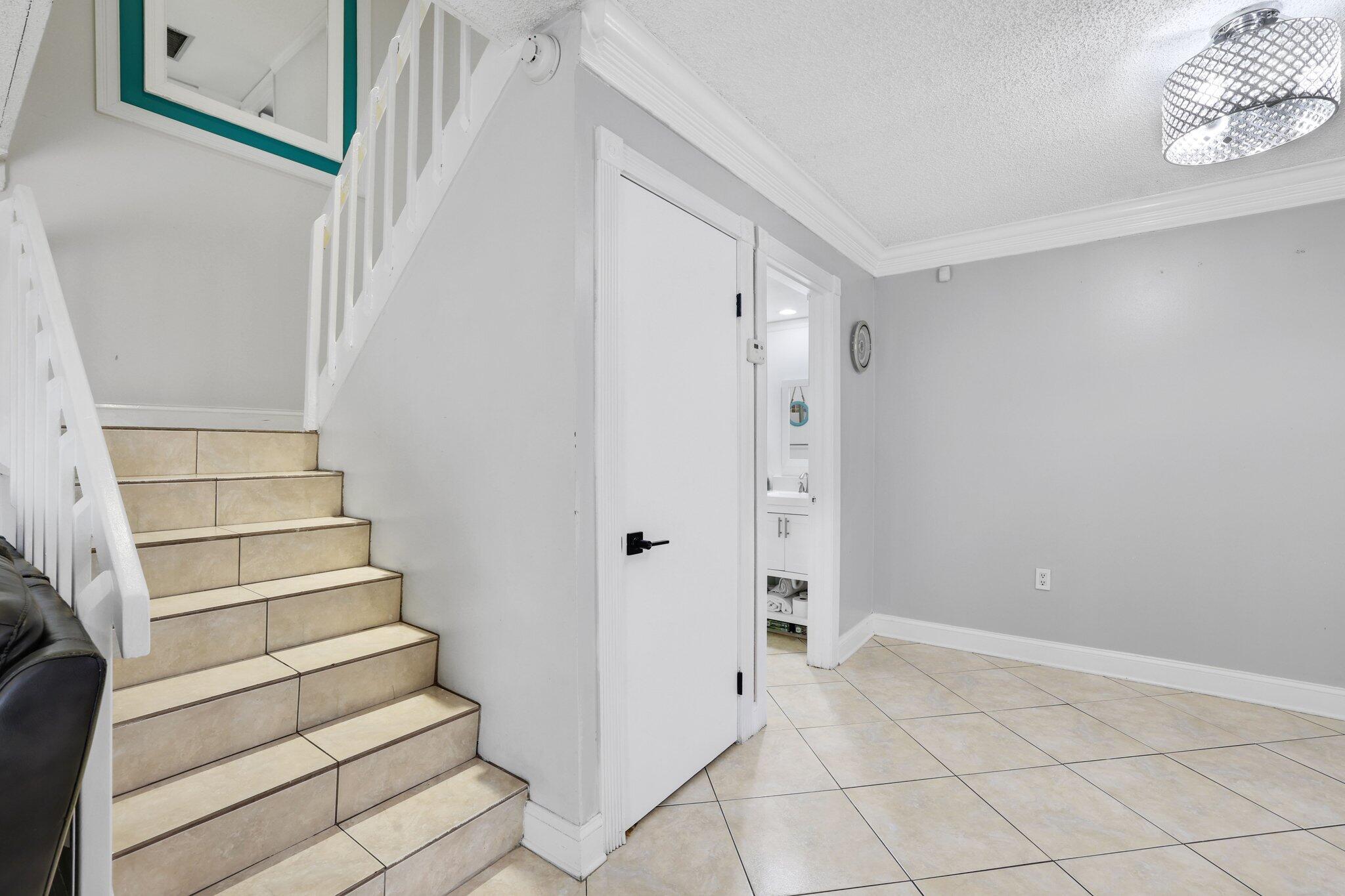 1202 12th Lane Lane 1202