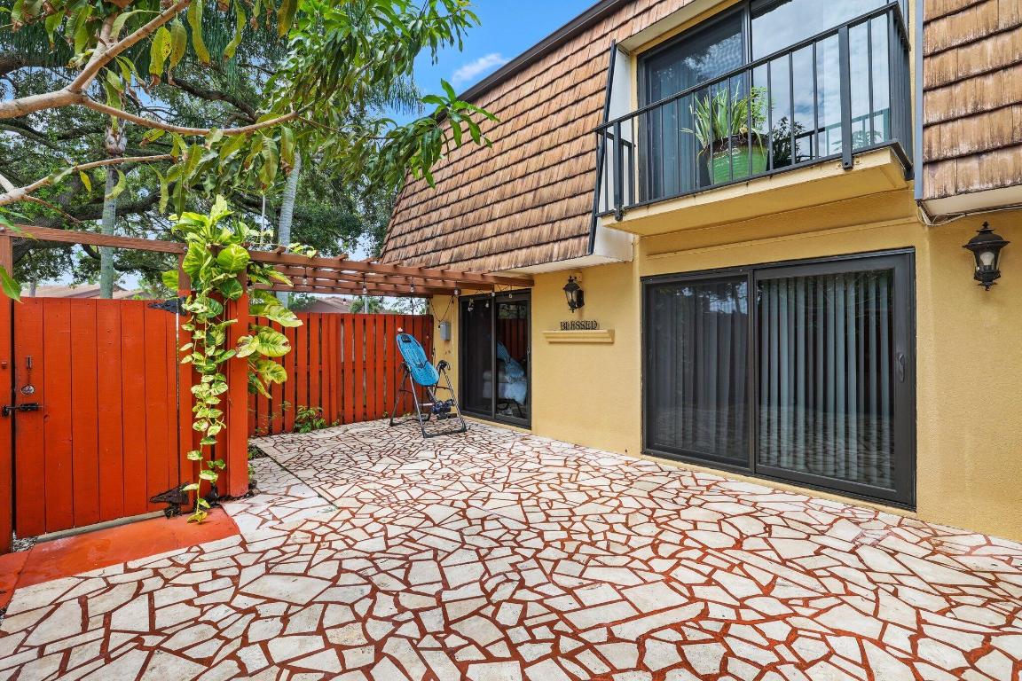 1202 12th Lane Lane 1202