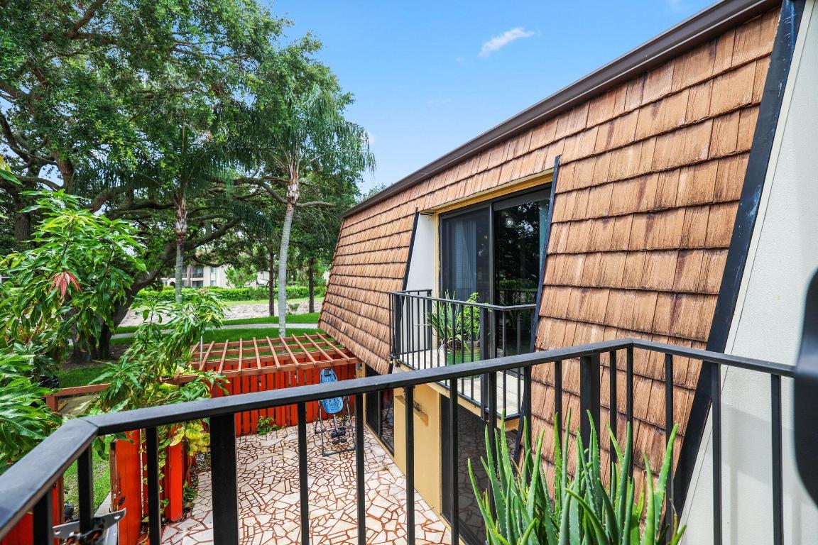 1202 12th Lane Lane 1202