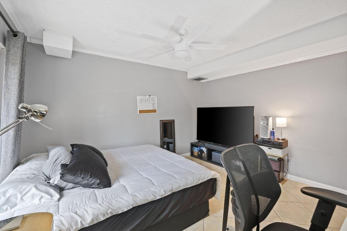 1202 12th Lane Lane 1202