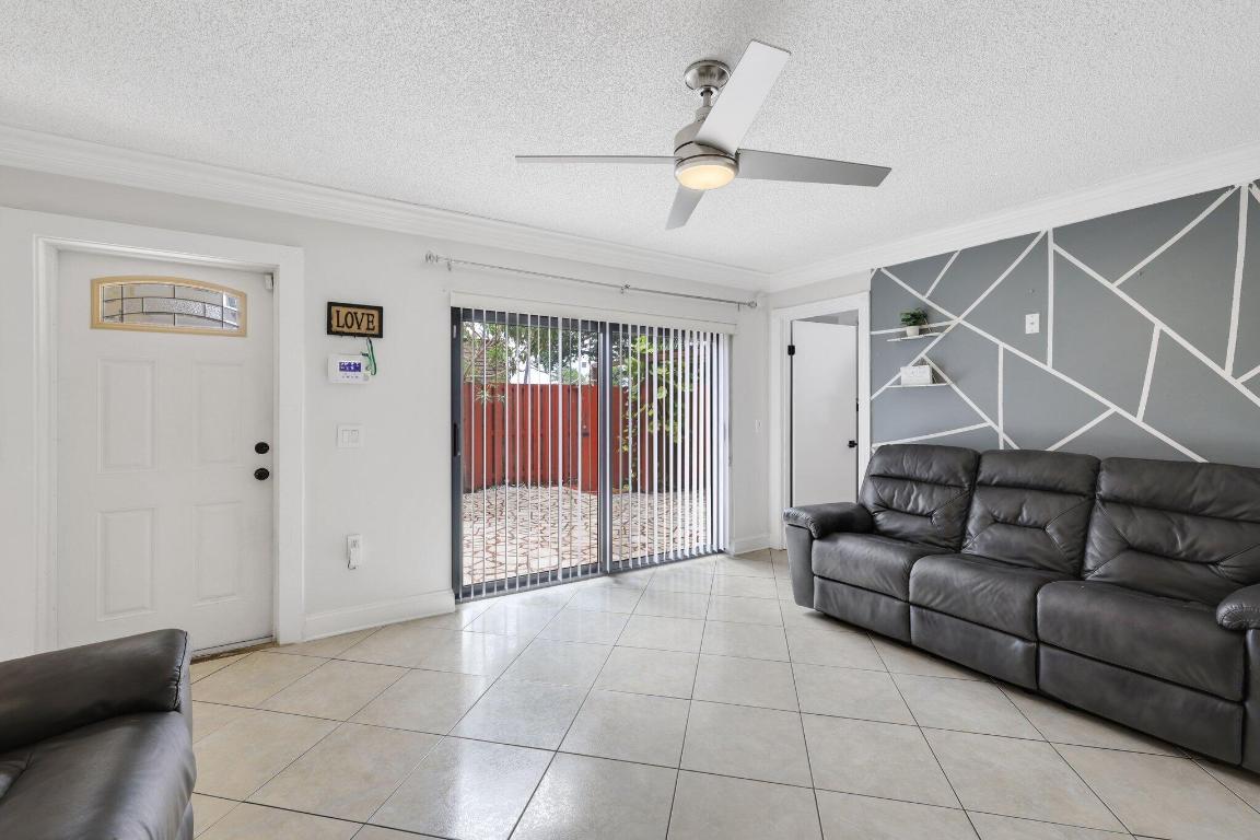 1202 12th Lane Lane 1202