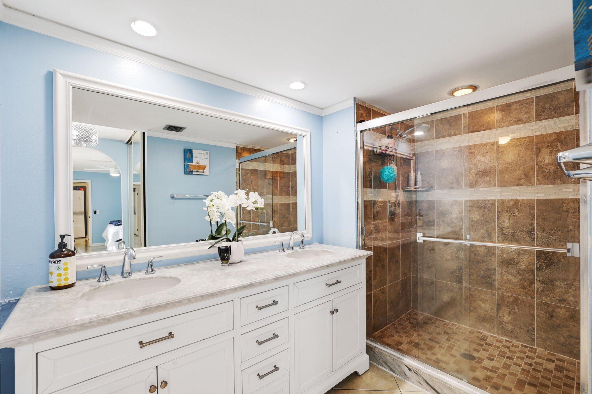 1202 12th Lane Lane 1202