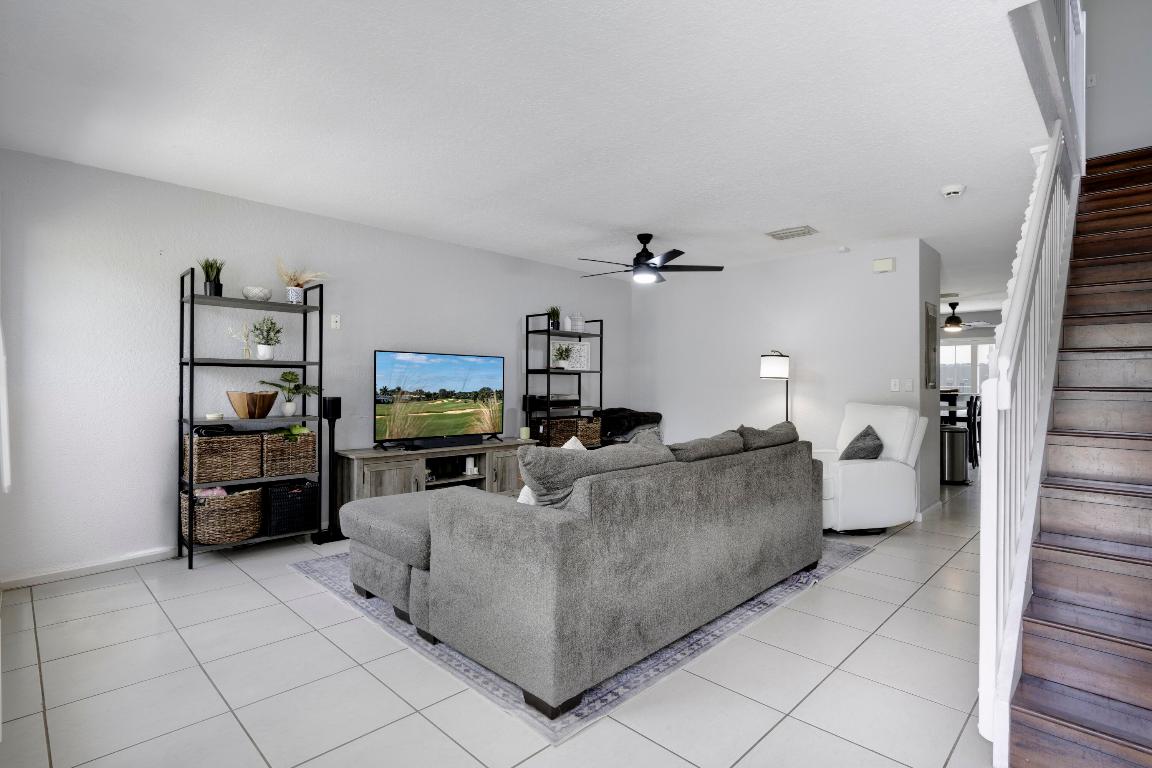 932 Summit Lake Drive