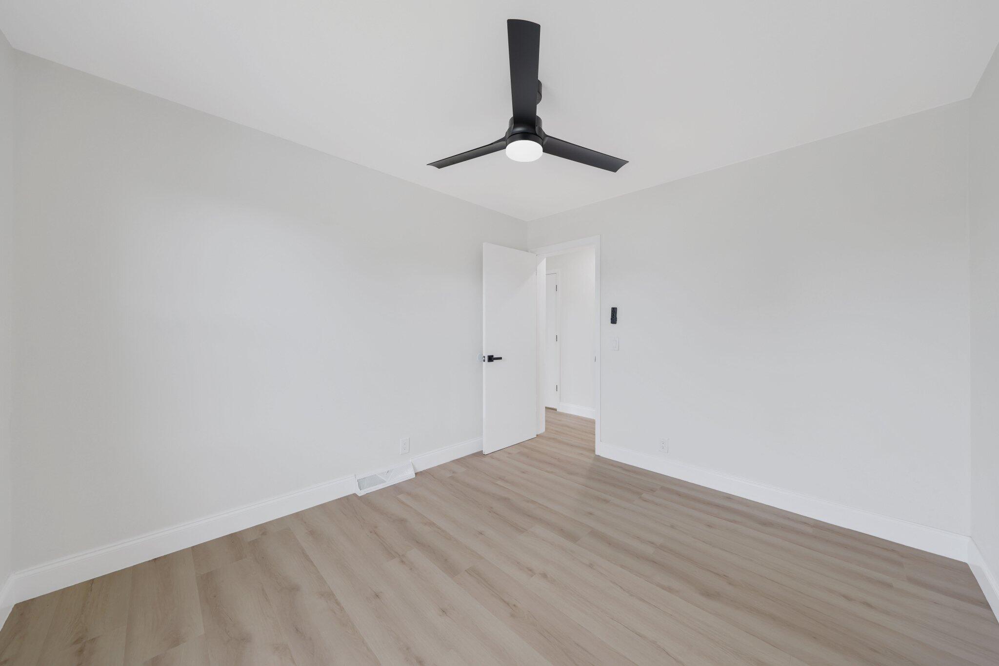 101 NE 27th Avenue