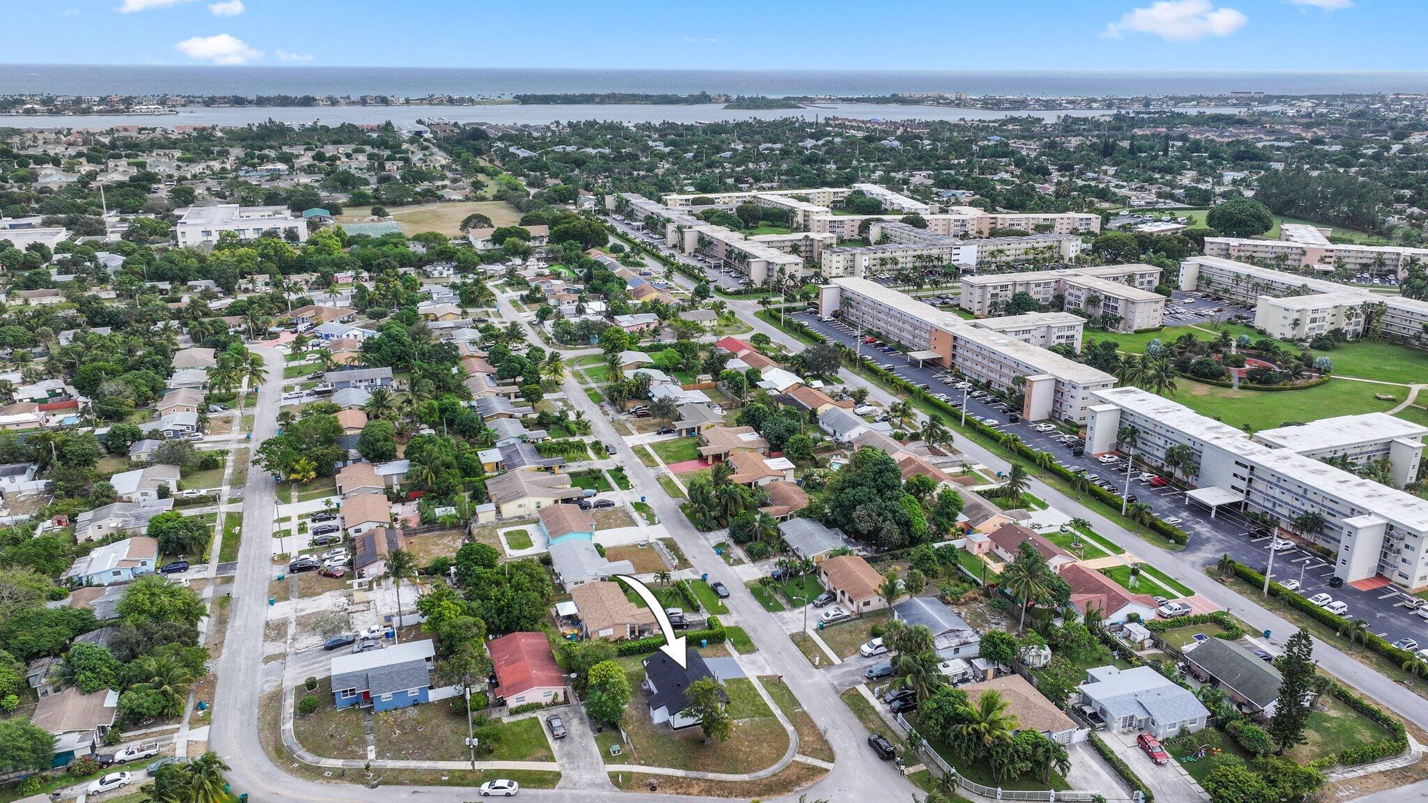101 NE 27th Avenue