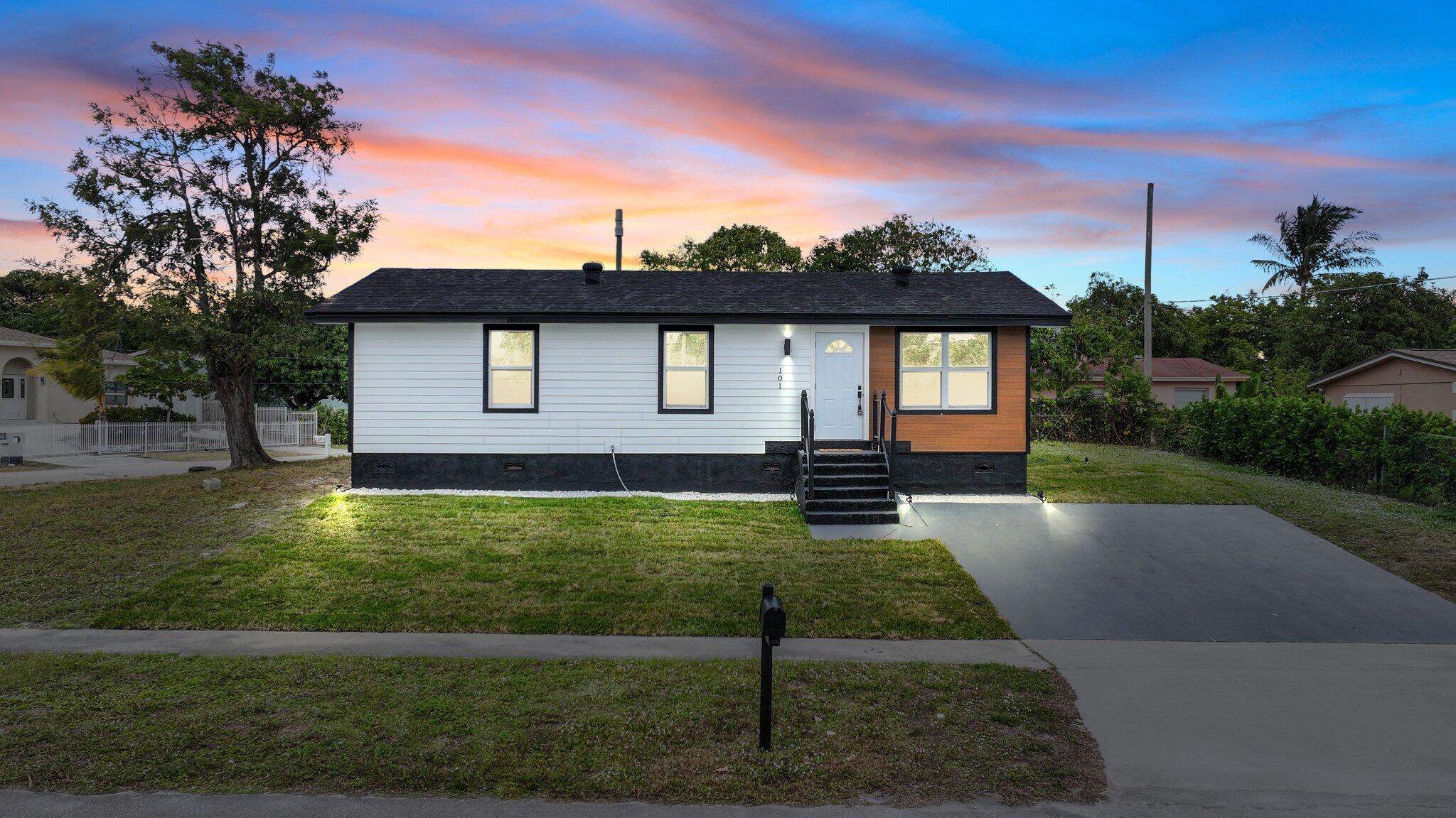 101 NE 27th Avenue
